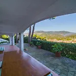 Апартаменты Villino La Rocca *